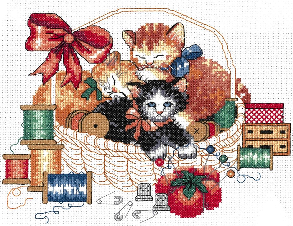 ヨーロッパ式刺繍絵タペストリー: Three Kittens il_fullxfull.2422833277_biq7.jpg